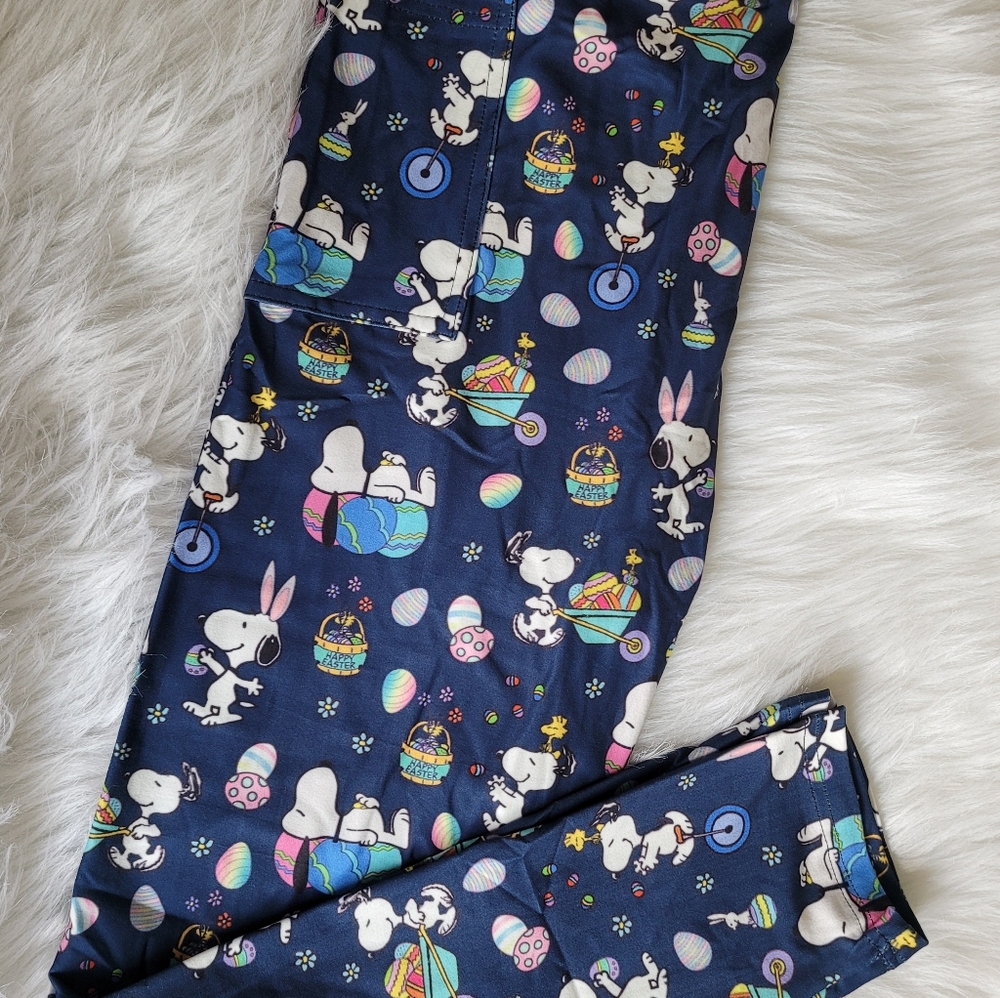 Easter snoopy leggings